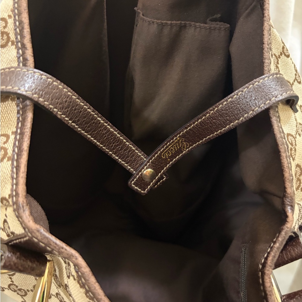 Gucci Hobo Bag ๐ - Picture 8 of 10